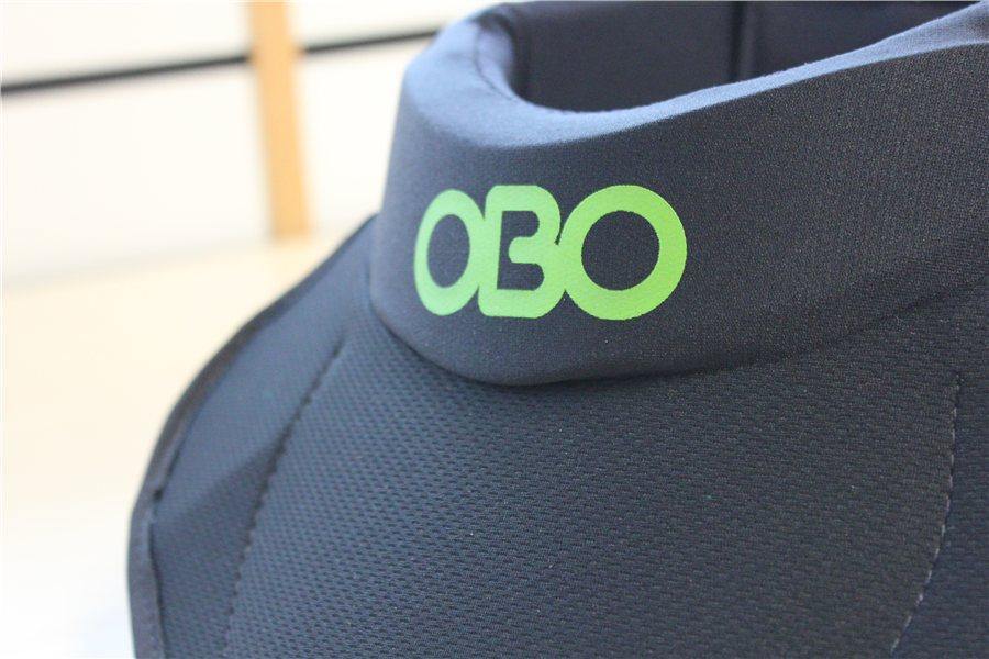 OBO ROBO Throat Guard with Bib